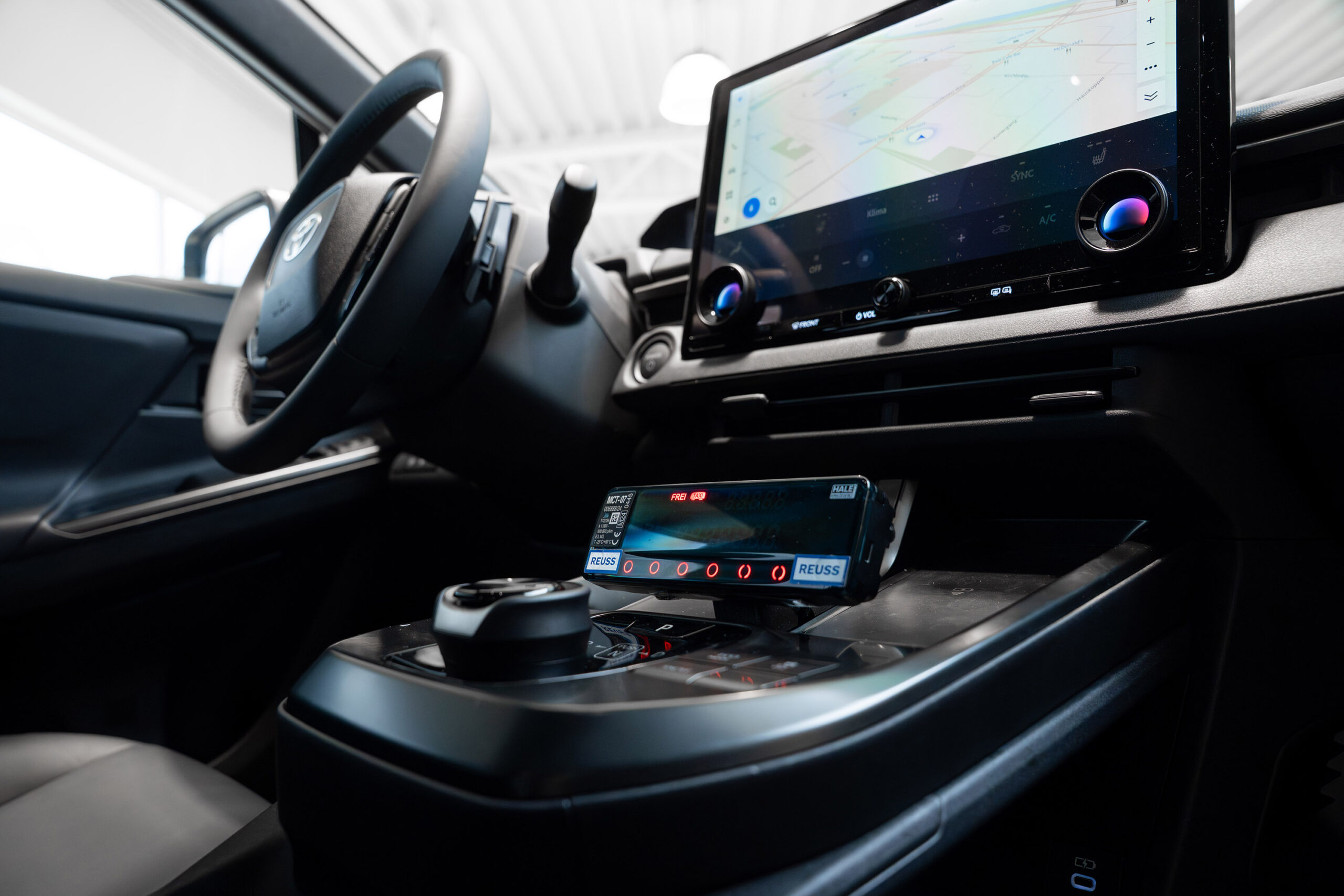 Toyota bZ4X als Taxi bei Reuss Funkservice in Hamburg